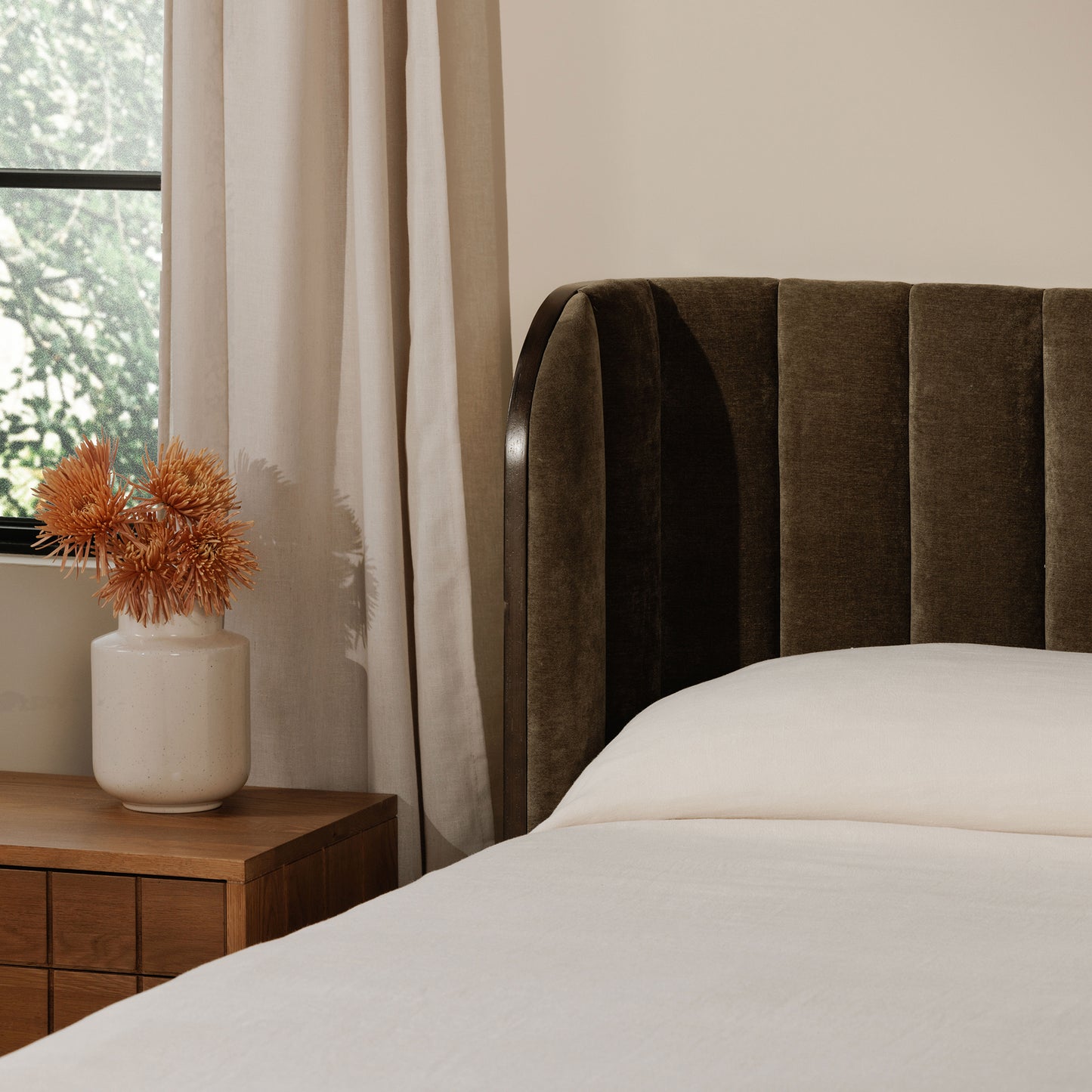 Scarlette King Bed Cedar Green