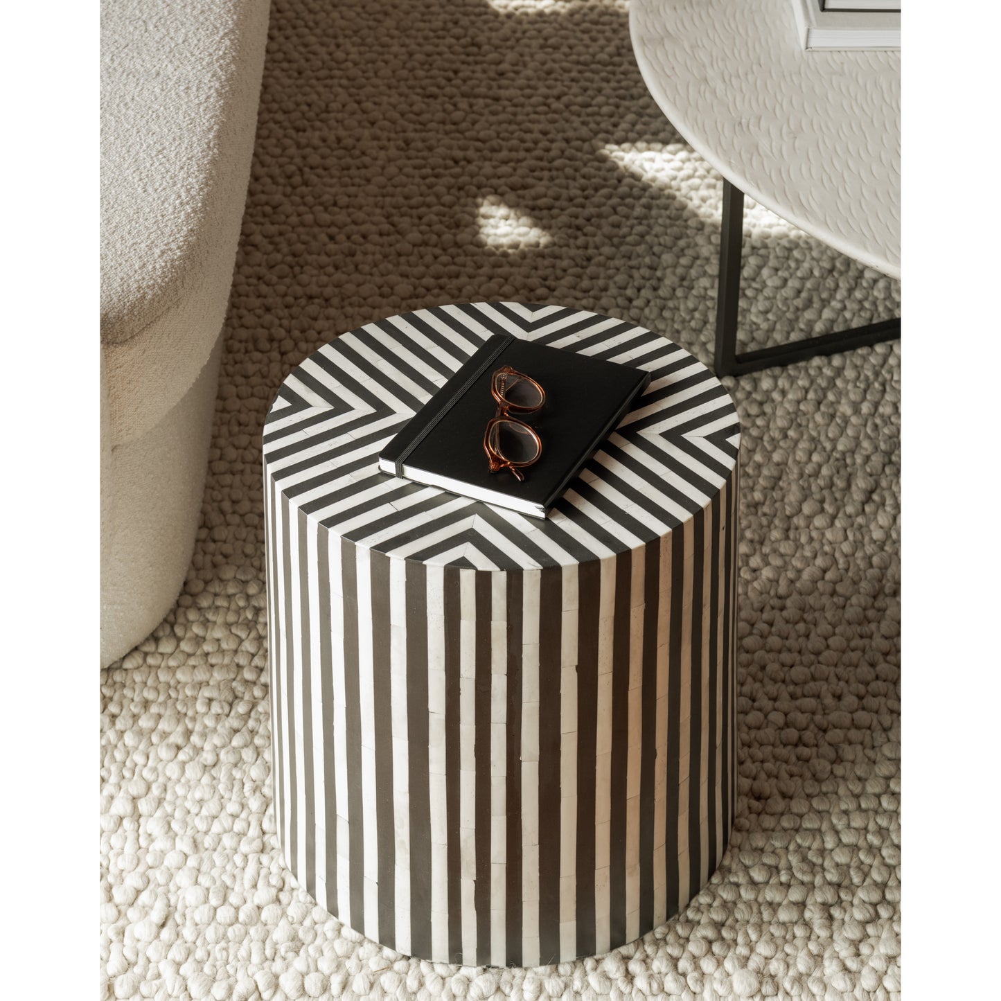 Chameau Side Table Black