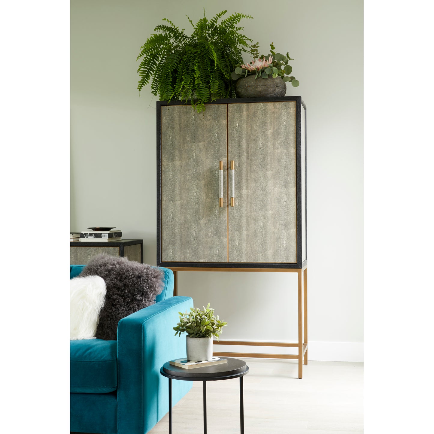 Mako Bar Cabinet Grey