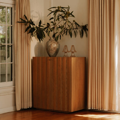 Vermentino Bar Cabinet Oak